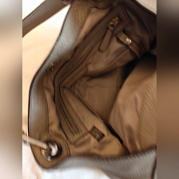 Excluded from Promotion- Michael Kors Large Raven Tote - Picture 15 of 15